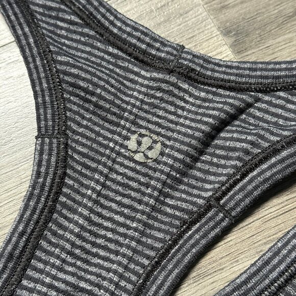 Lululemon Women's Run: Swiftly Tech Racerback - Black/White Striped - Picture 4 of 7